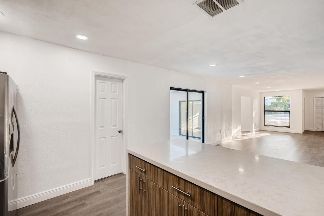 WhatsApp Image 2024-12-05 at 03.18.33_969e6828