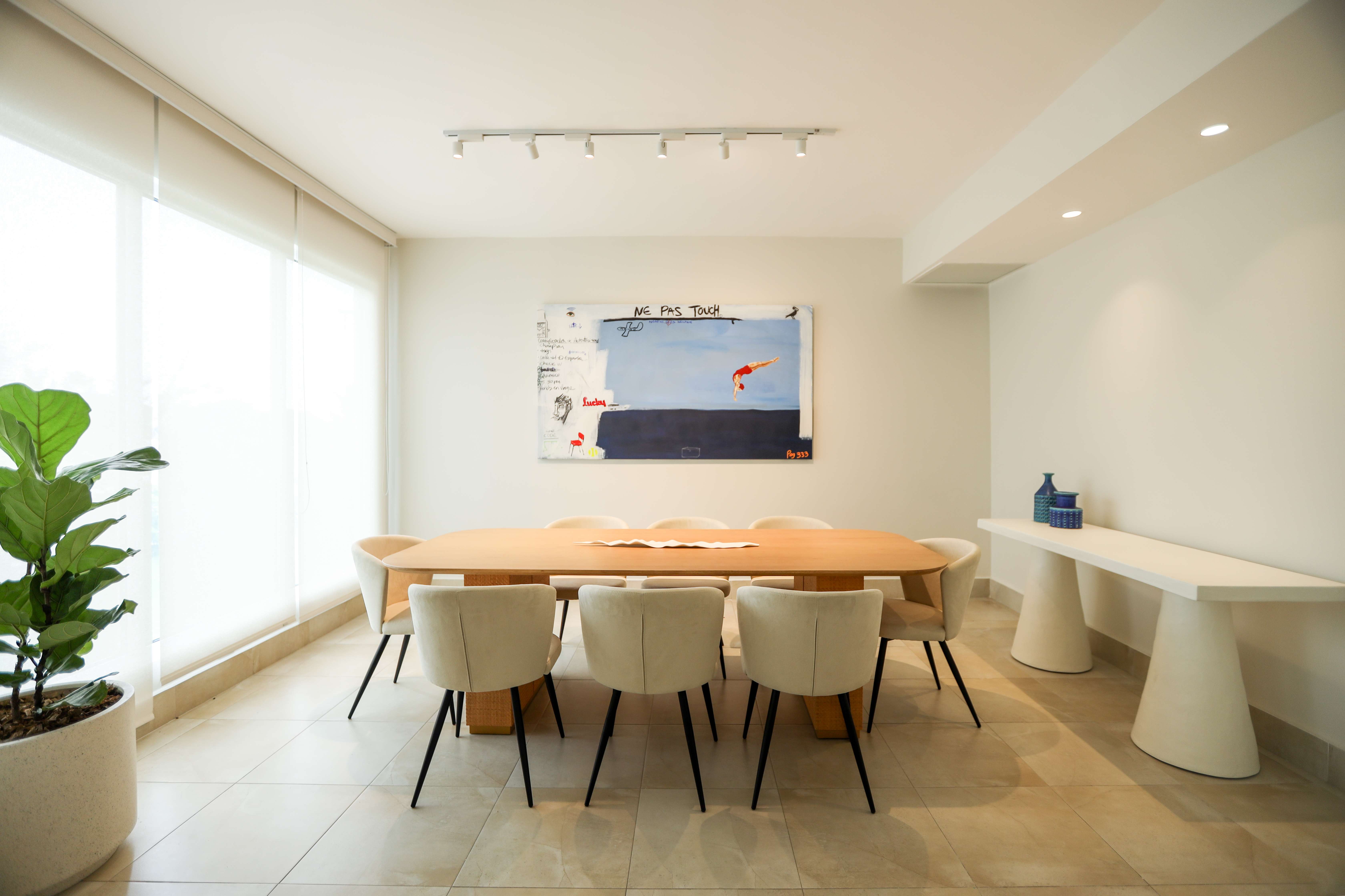 On Shot - Renovation (Coronado Bettsack)-01