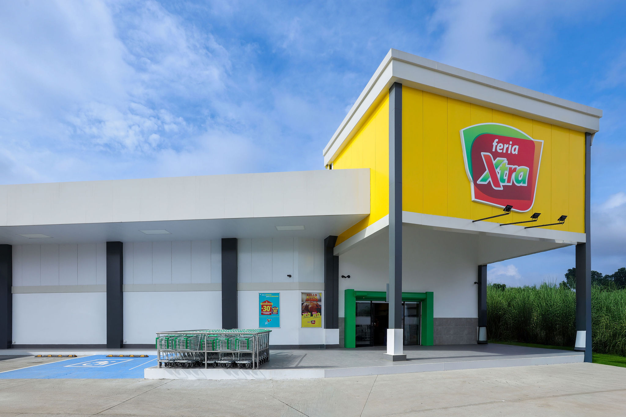 Xtra Feria Santa Marta